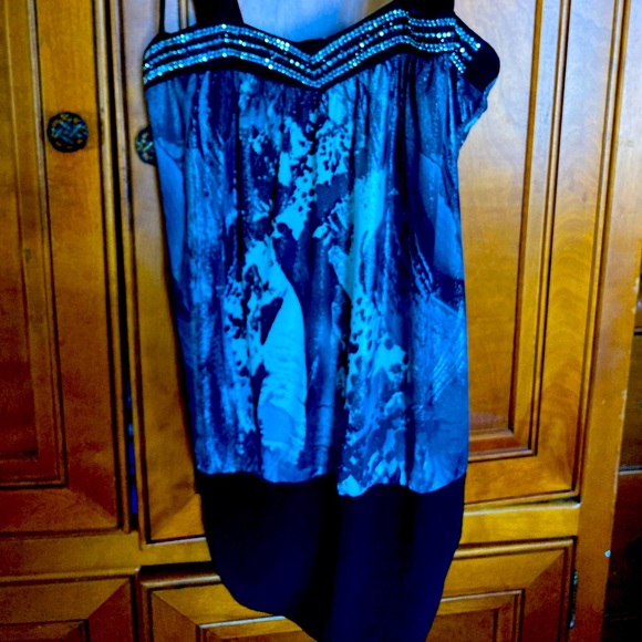 5/15$ or 8$ Bling and sparkle chic top - Picture 1 of 7